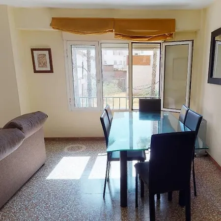 Lucia's House דירה